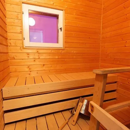 Rivitalokaksio *Autokatospaikka* Seinäjoki Exterior foto