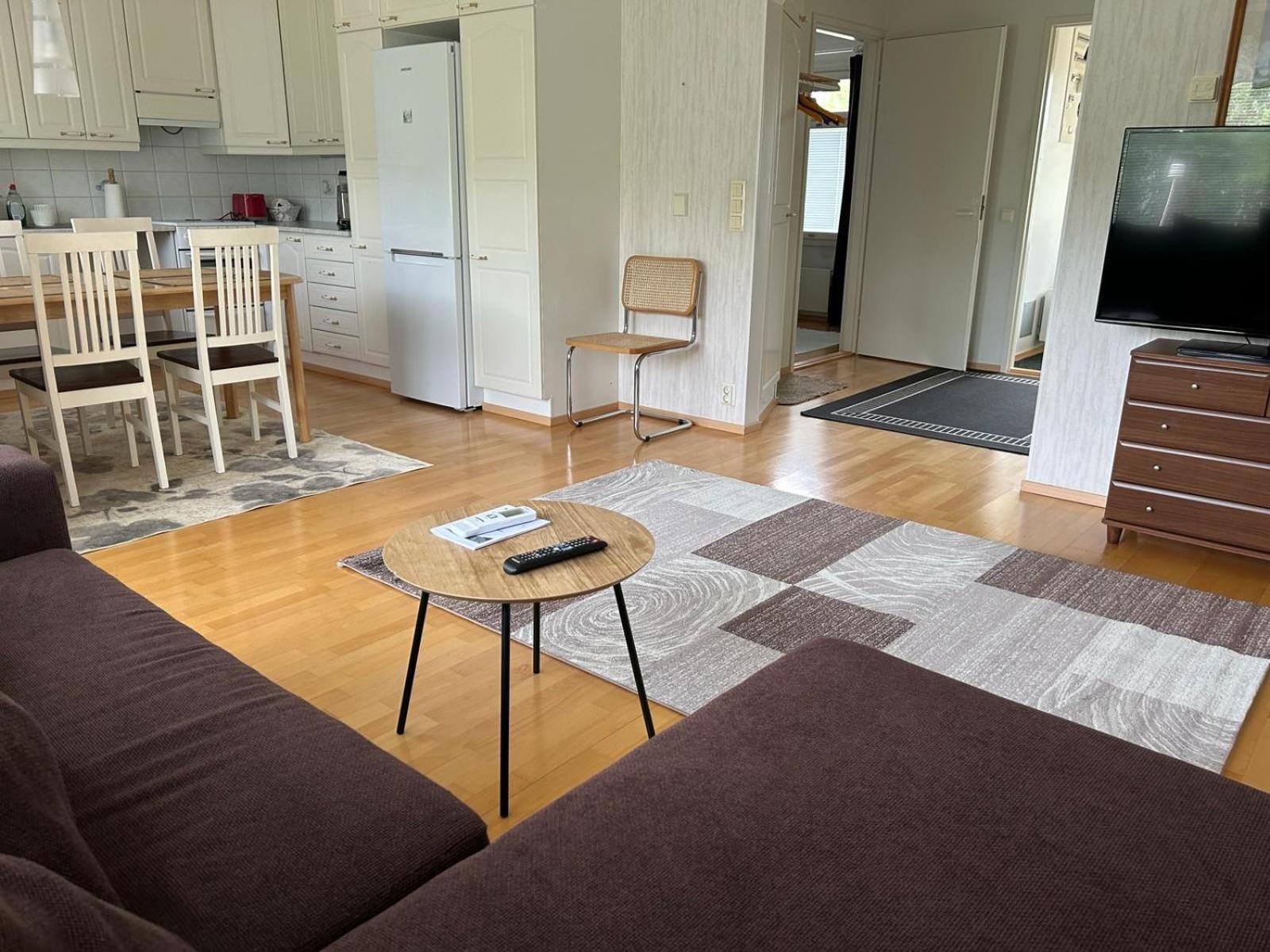 Rivitalokaksio *autokatospaikka* Apartment Seinäjoki
